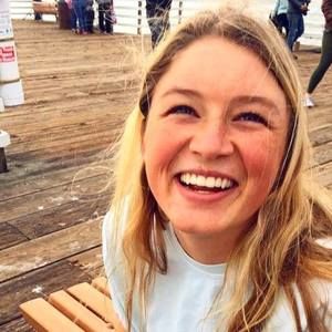 Meet your Posher, Caitlin